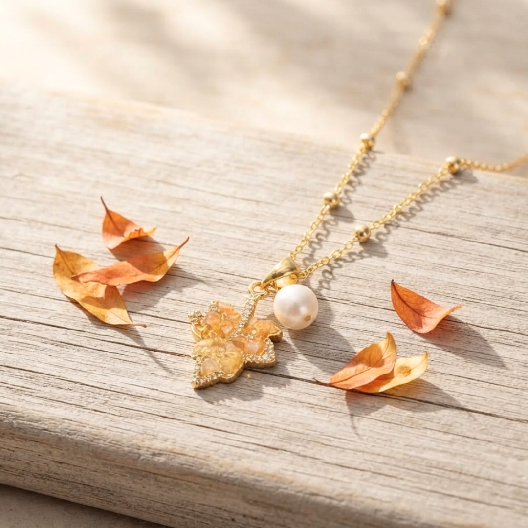 Maple Leaf Pearl Pendant Luck Necklace
