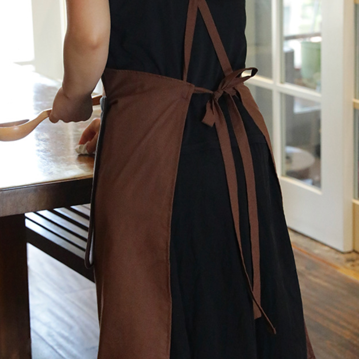 Waterproof Cotton Kitchen Apron with Hand Wipe